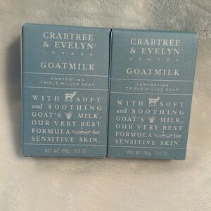 CRABTREE & EVELYN Goatmilk Comforting Triple Milled Soap.